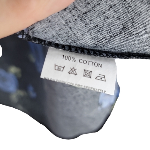 BLACK Floral Fit and Flare Dress - Picture 8 of 8